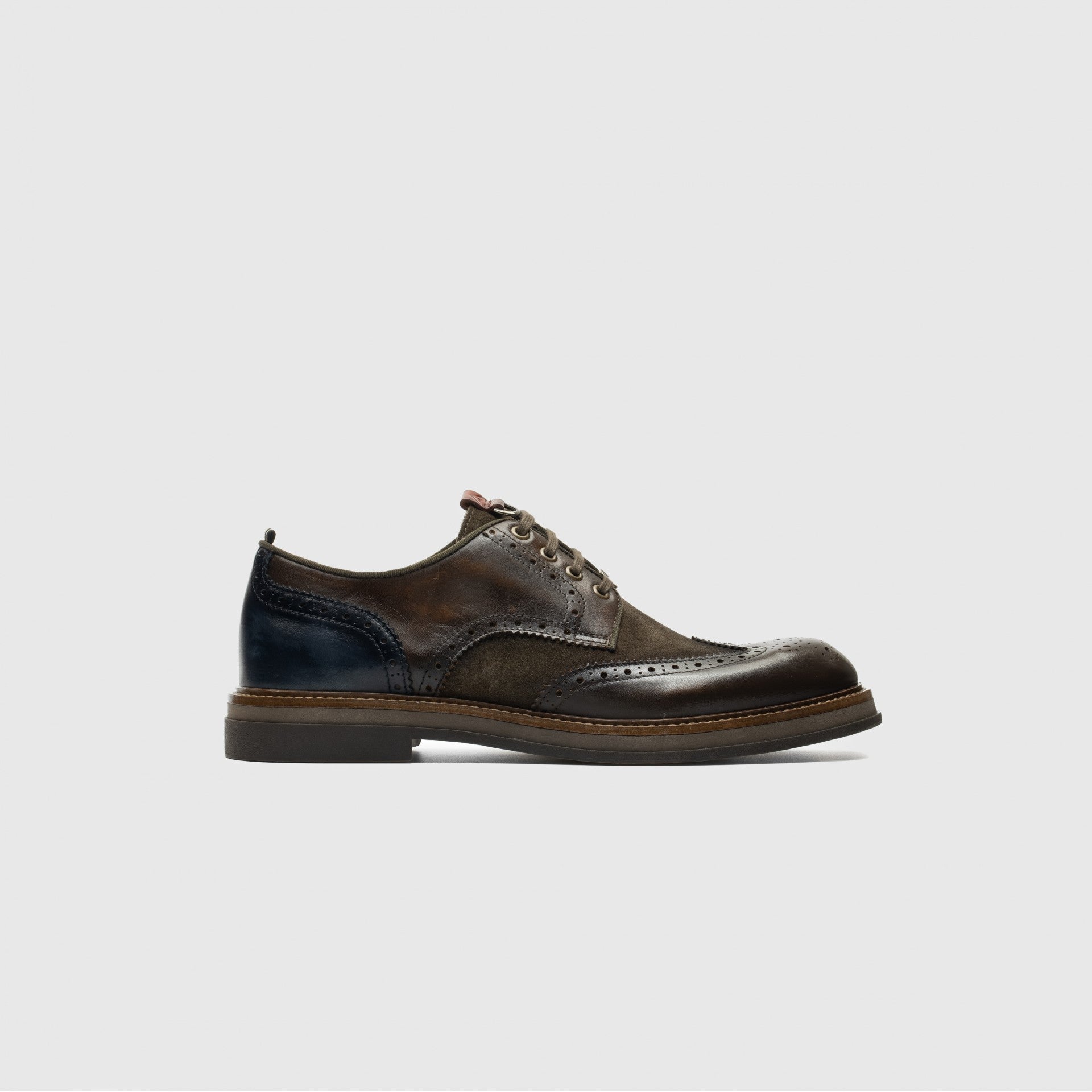 AMBITIOUS BROGUE