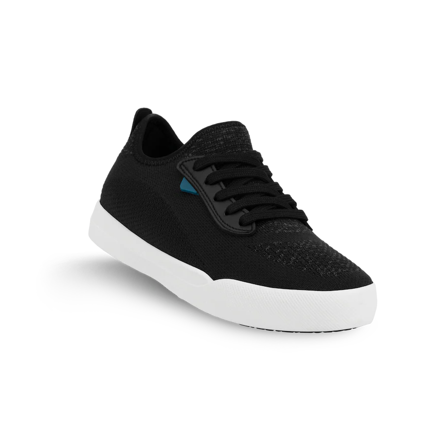 2025_Update_Weekend_-_Aspahlt_Black_-_3_4_-_With_Shadow.png_copy.png