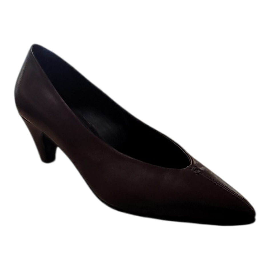 Burgundy high-heeled shoe on a white background