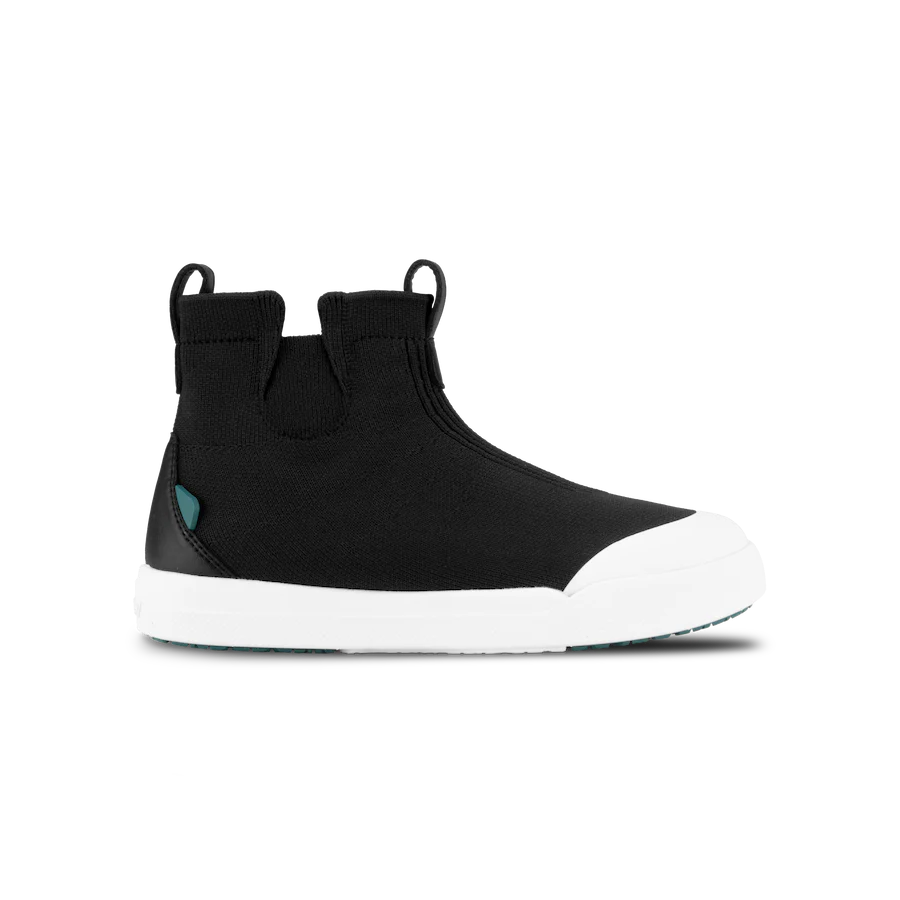 WeekendChelseaKid_sBoots-Black-LeftSideView-Transparent-WithShadow.webp