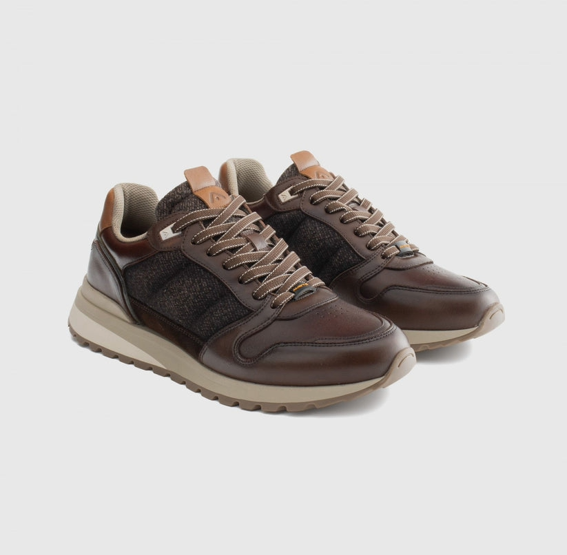 AMBITIOUS BROWN TRAINERS