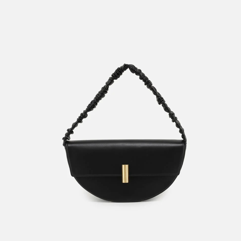 ITALIAN LEATHER CRECENT HANDBAG