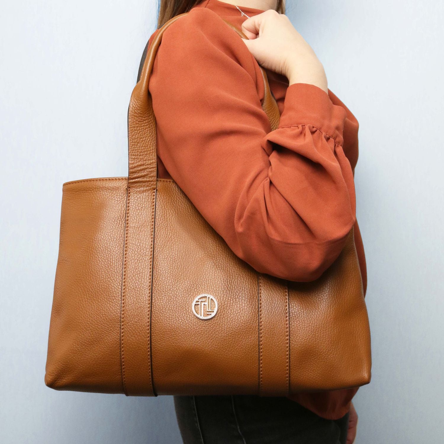 ITALIAN LEATHER TOTE